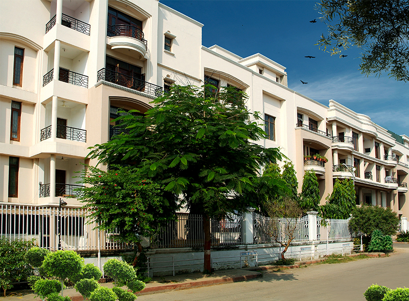 Ready To Move In Apartments in Gomti Nagar, Lucknow Eldeco Greens